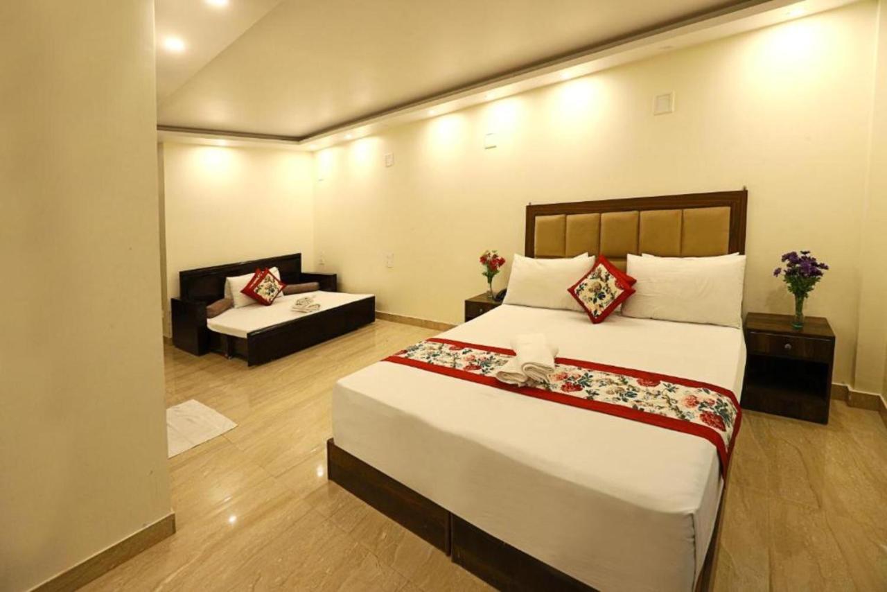 Staybook Hotel Atlanta New Delhi Railway Station Paharganj Luaran gambar