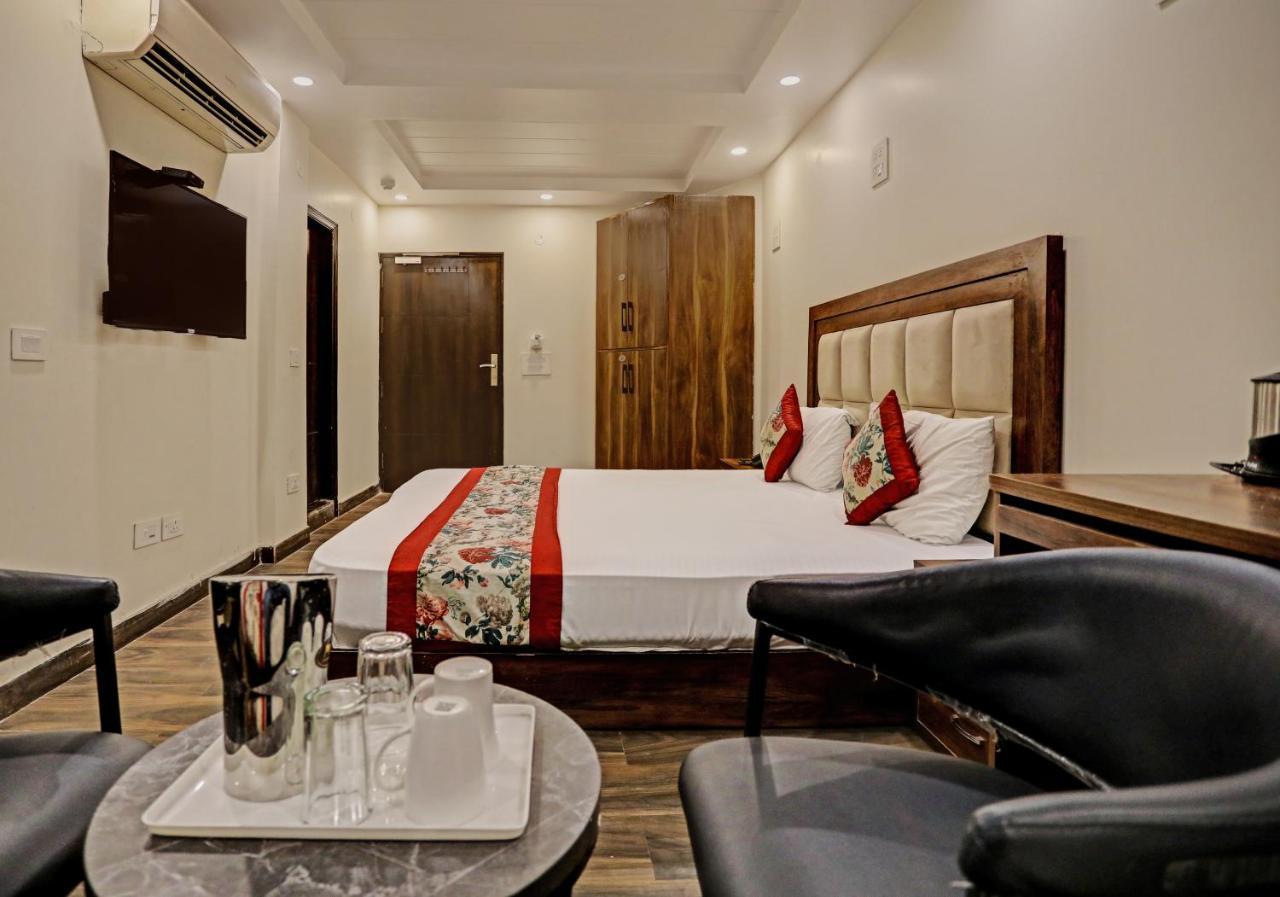 Staybook Hotel Atlanta New Delhi Railway Station Paharganj Luaran gambar