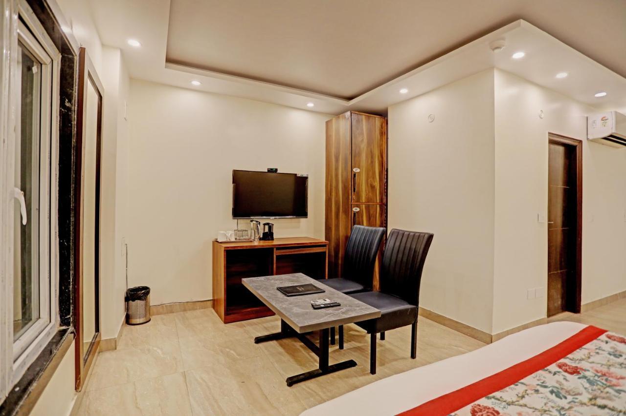 Staybook Hotel Atlanta New Delhi Railway Station Paharganj Luaran gambar