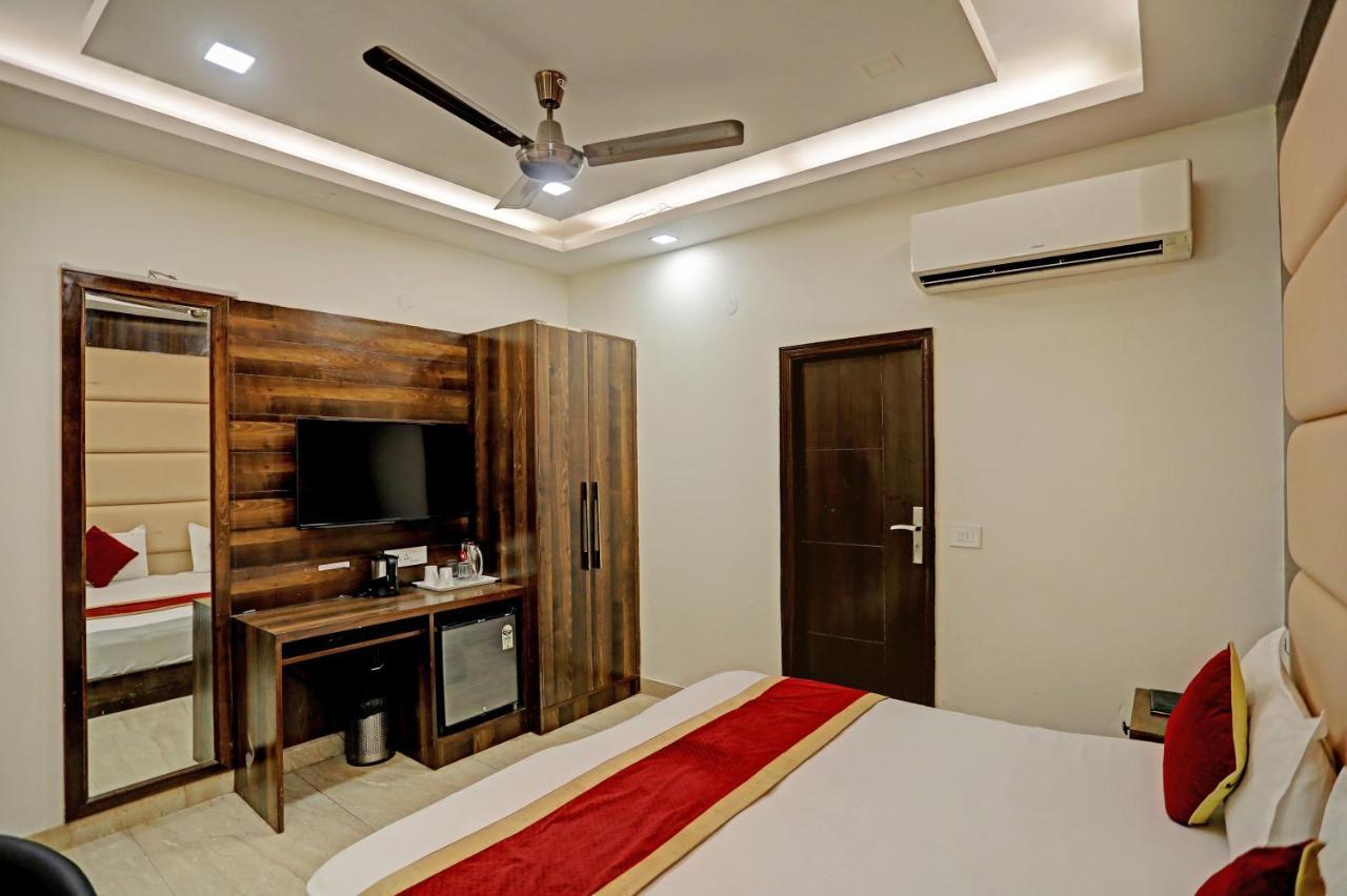 Staybook Hotel Atlanta New Delhi Railway Station Paharganj Luaran gambar